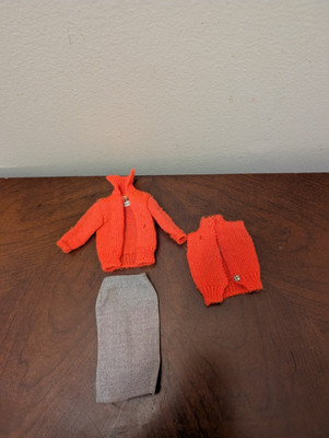 Vintage Barbie Knitting Pretty Outfit # 957 TLC-image