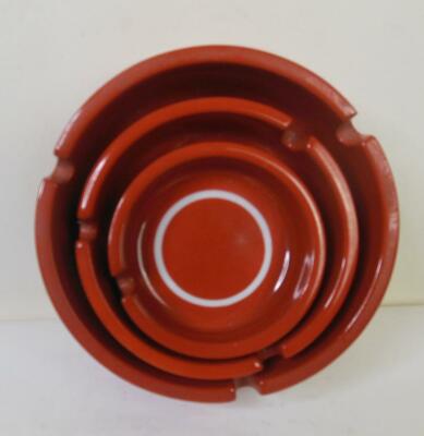 Vintage Mid Century Set of 3 Nesting Ceramic Ashtrays Red/Orange Japan-image