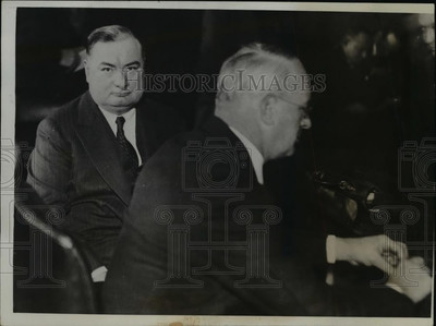 1933 Press Photo of Joseph B. Keenan (L) and George P. Sullivan in court for-image