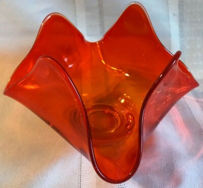 VINTAGE ~ VIKING GLASS ~ MID CENTURY ~ PERSIMMON ORANGE HANDKERCHIEF BOWL -image