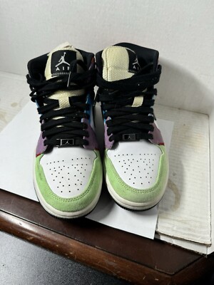 Size 6.5 - Air Jordan 1 SE Mid Lightbulb W-image