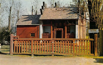 Postcard CA:  Chinese Joss House, Weaverville, California, Unposted-image