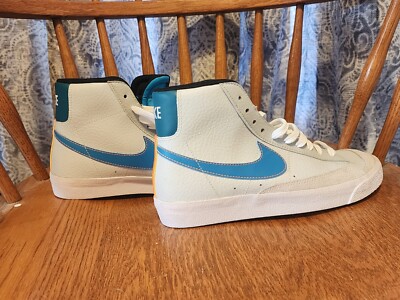 Nike~Youth~Blazer Mid 77 GS White/Blue/ Orange Shoes~Size 5Y-image