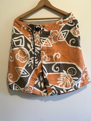 Patagonia Men’s Waist Size 36, Orange and a Brownish Green Print, Very Tropical -image