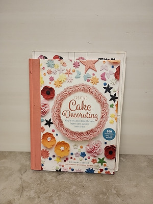 Creative Cake Decorating: A Step-By-Step Guide to Baking & Decorating Bx9-image