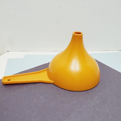 Tupperware Funnel Harvest Orange pumpkin #1227 Vintage Butterscotch -image