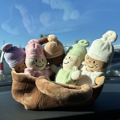 Creative Minds Basket of Babies Plush Dolls Set of 5 w/Basket-image