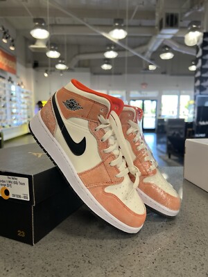 5Y GS Jordan 1 Mid Orange Suede-image