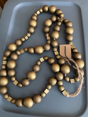 CREATIVE CO-OP WOOD BEAD GARLAND NWT-image