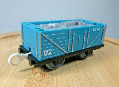 2006 Hit Toy Co. Thomas & Friends Trackmaster Gullane Limited train cargo car-image