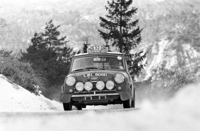 Tony Fall Raymond Joss BMC Cooper S 1967 Rally Car Old Photo 10-image