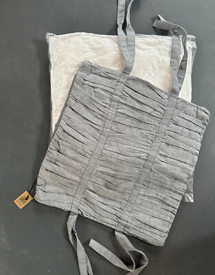 Chair Cushion w/cover  18
