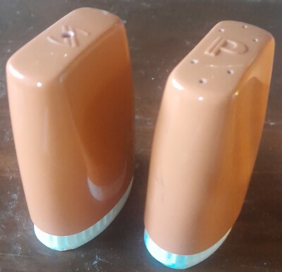 Mid Century Vintage Bessemer Ware Salt And Pepper Shakers Orange As New-image