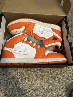 Jordan 1 Mid Electric Orange Size 3y-image