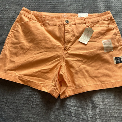 NWT St John’s Bay Size 16 Mid Rise Orange Jean Shorts -image