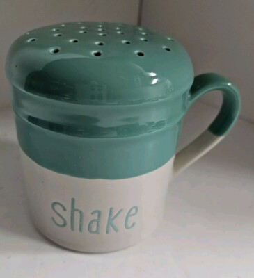Creative Co-Op Green And White Ceramic 