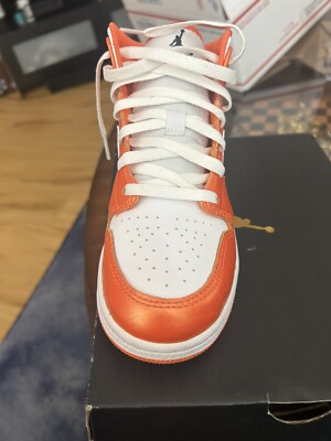 Size 5 Youth(GS) - Jordan 1 SE Mid Multi-Color Canvas-image