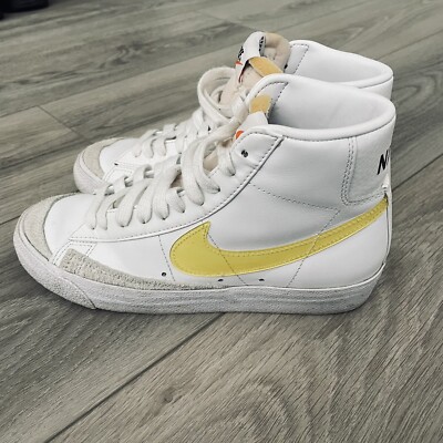 Size 7/38 - Nike Blazer 77 Mid White Yellow-image