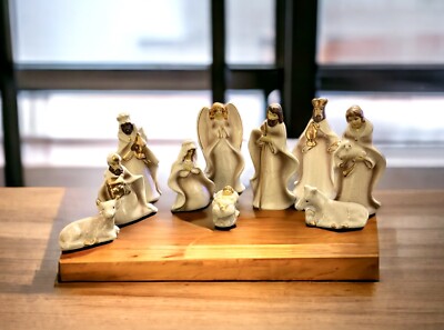 10 Piece Crackled Ivory & Gold  Stoneware Nativity By Creative Co-op Holy Family-image