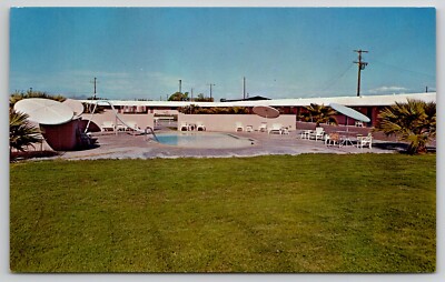 Mesa AZ STARLITE MOTEL 2710 E Main St. 35 Kitchen Units etc. - Unposted POSTCARD-image