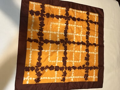 Vintage 1970s Orange Gold Brown Bordered 26