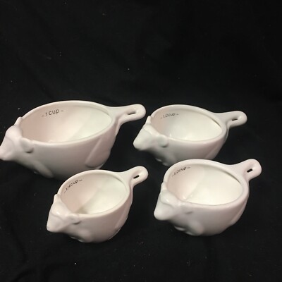 Monkey Nesting Measuring Cups Creative Co-Op White-image