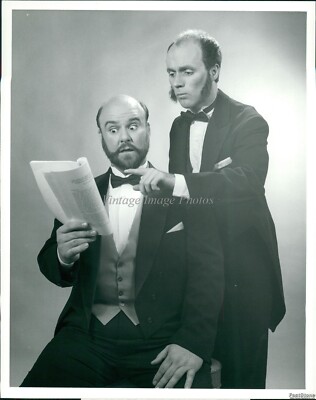 News Photo Gregory Leach Gordon Reinhart As Gilbert & Sullivan Theater 8X10-image