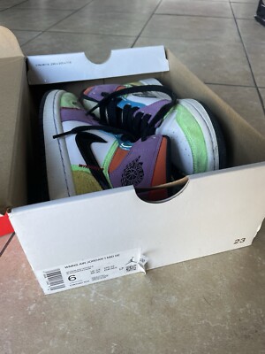 Size 6 - Air Jordan 1 SE Mid Lightbulb W-image