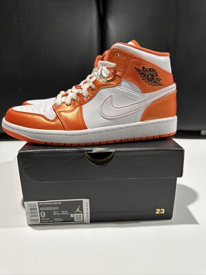 Size 9 - Jordan 1 Mid SE Electro Orange 2021, New in Box-image