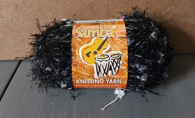 Sullivans Samba Eyelash Yarn 1 Skein 60 Yrds Black White-image