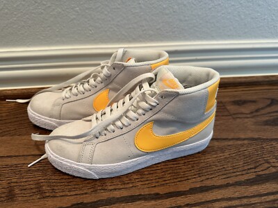 Barely Worn Nike Blazer Hi Tops Kids Orange Girls Size 4.5 children shoes-image