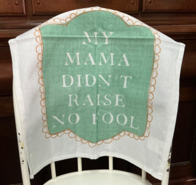 NWT Funny Guest Hand Towel Creative Co-Op Great Gift! White w/ Kelly Green-image