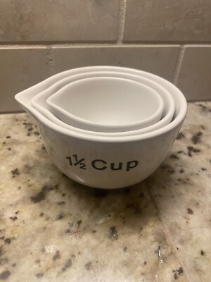 Creative Co-Op White Ceramic Stoneware Measuring Cups Set of 3-image