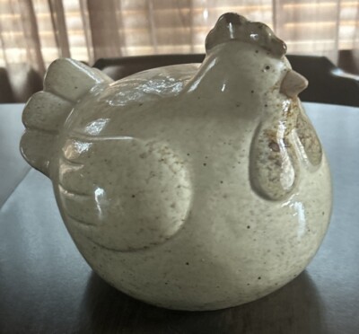 Vintage Creative Co-Op Ceramic 8 1/2” Hen Pre-owned-image