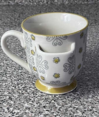 Creative Co-op Tea Cup with Tea Bag Holder Mustard Gold 14 fl oz-image