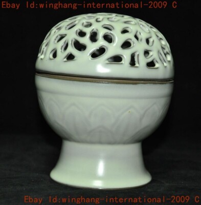 ancient China  Chinese dynasty yue kiln porcelain joss Incense burner Censer-image
