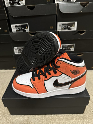 Nike Air Jordan 1 Mid SE GS Turf Orange Black White BQ6931-802 Sz 4Y Brand New-image