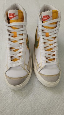 Size 7- Nike Blazer '77 Vintage Mid Roswell Rayguns-image