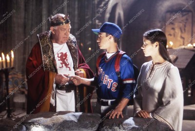 35m-11503 Thomas Ian Nicholas Joss Ackland Paloma Baeza film Kid in King Arthur'-image