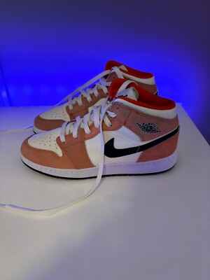 Nike Air Jordan 1 Mid SE GS White Sail Orange Suede DV1336-800 Size 6Y CLEAN-image