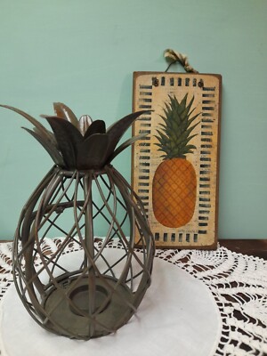 Home Decor Pineapples Plaque 10x5 Wire Votive Holder 8x5 Vtg-image