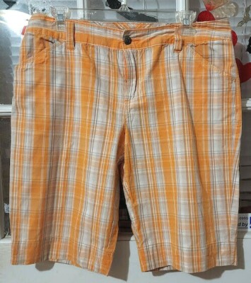 IZOD bermuda shorts Women's size 10 orange, white, and beige mid rise-image