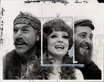 1969 Press Photo Actress Anita Gillette & co-stars in 