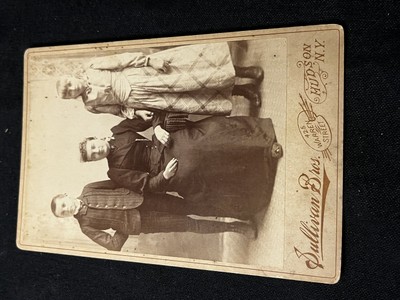 Antique 1900s Vintage Family Portrait Sullivan Bros Hudson NY Original Photo-image