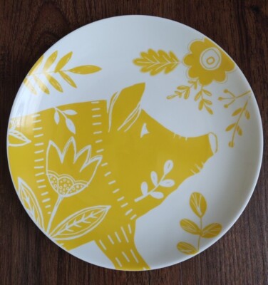 Creative Co-op Farmhouse Yellow Pig Plate-image