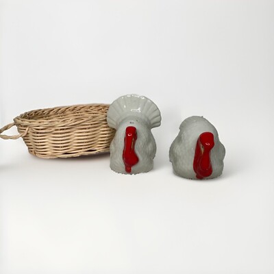 Creative co-op Stoneware Turkey Salt & Pepper with Basket-image