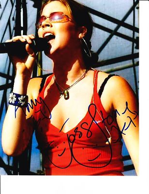 JOSS STONE SIGNED SUPER SEXY CONCERT 8X10-image
