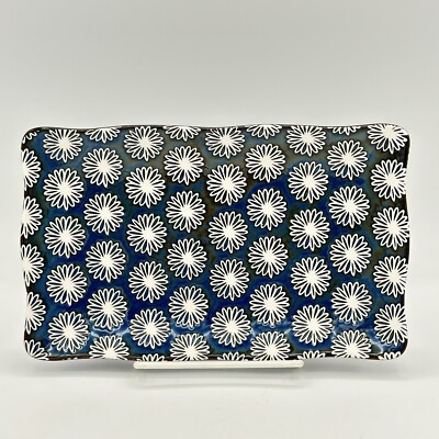 Creative Co-Op Navy Blue And White Daisy Stoneware Plate 8X5 Inch Iridescent-image