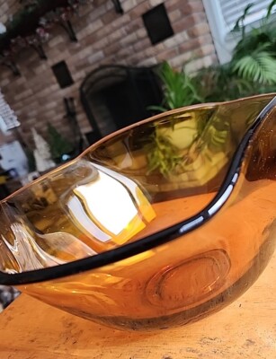 Anchor Hocking Chip Bowl Amber Orange glass folded edge /triangle-image