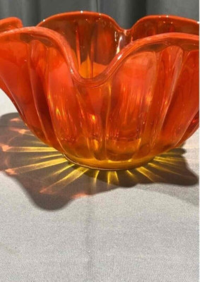 MCM amberina orange ruffled edge bowl art glass. Gorgeous Color !!-image